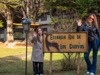 Mujeres empresarias liderando proyectos turísticos y culturales en la región de Magallanes