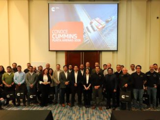Participantes en el encuentro técnico comercial Conoce Cummins en Punta Arenas
