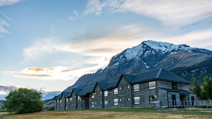 Paisaje natural del Parque Nacional Torres del Paine donde se ubica el Hotel Las Torres